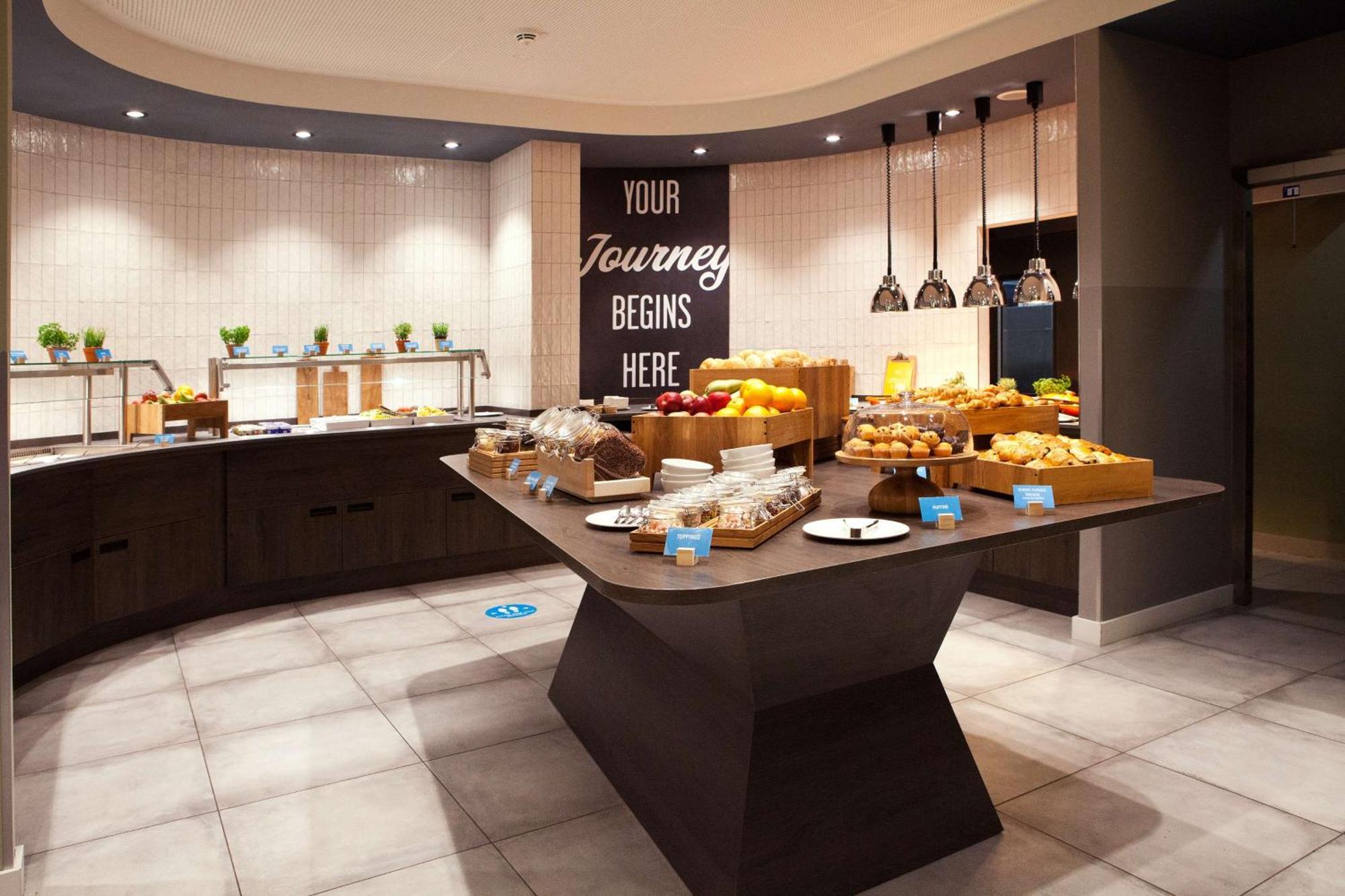 ホテル Hampton By Hilton Vienna Messe エクステリア 写真