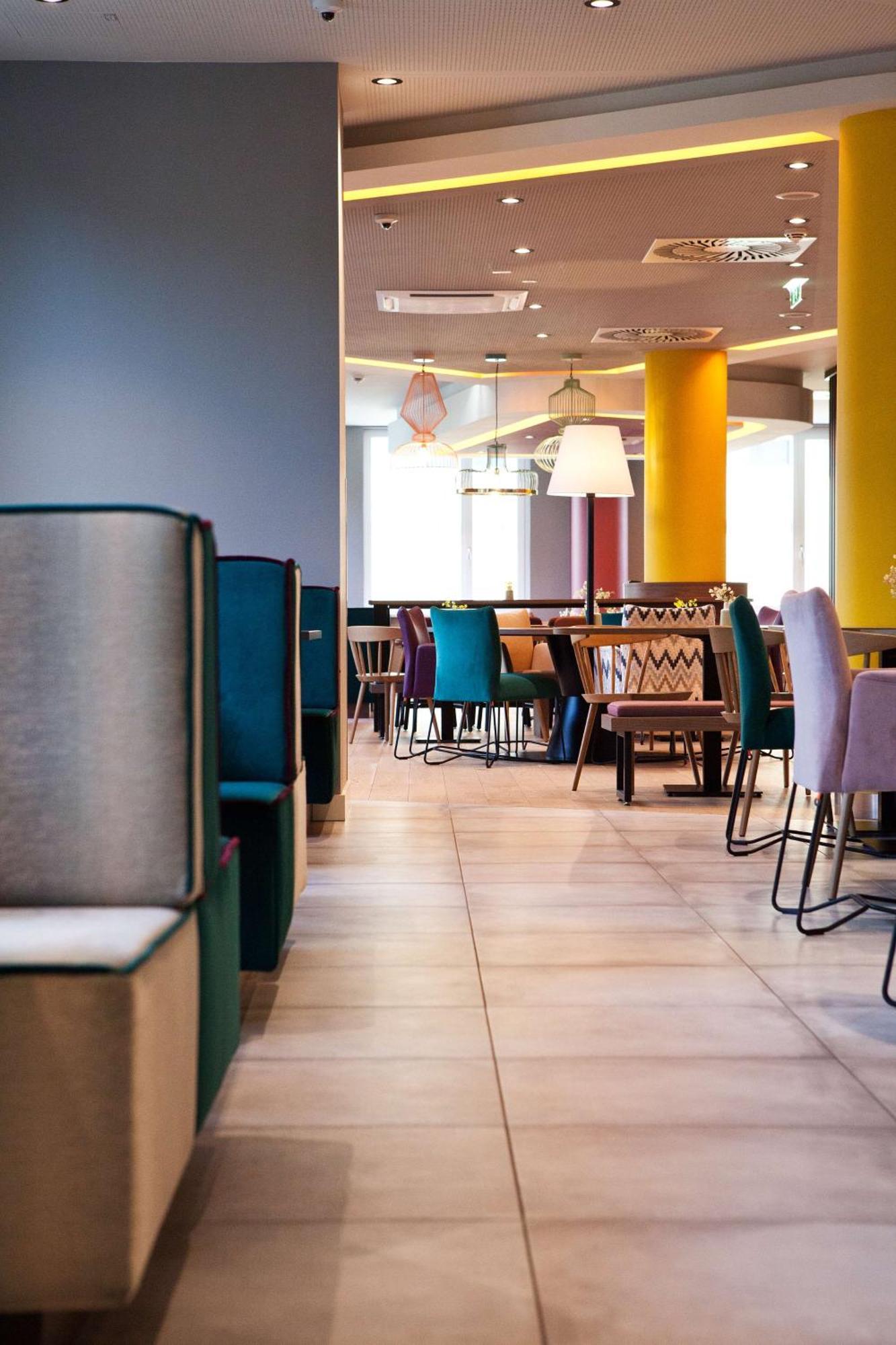 ホテル Hampton By Hilton Vienna Messe エクステリア 写真