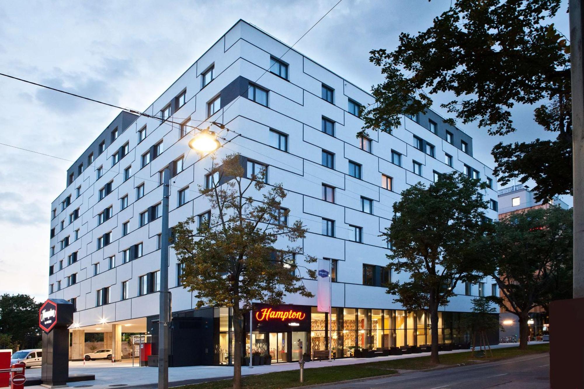 ホテル Hampton By Hilton Vienna Messe エクステリア 写真
