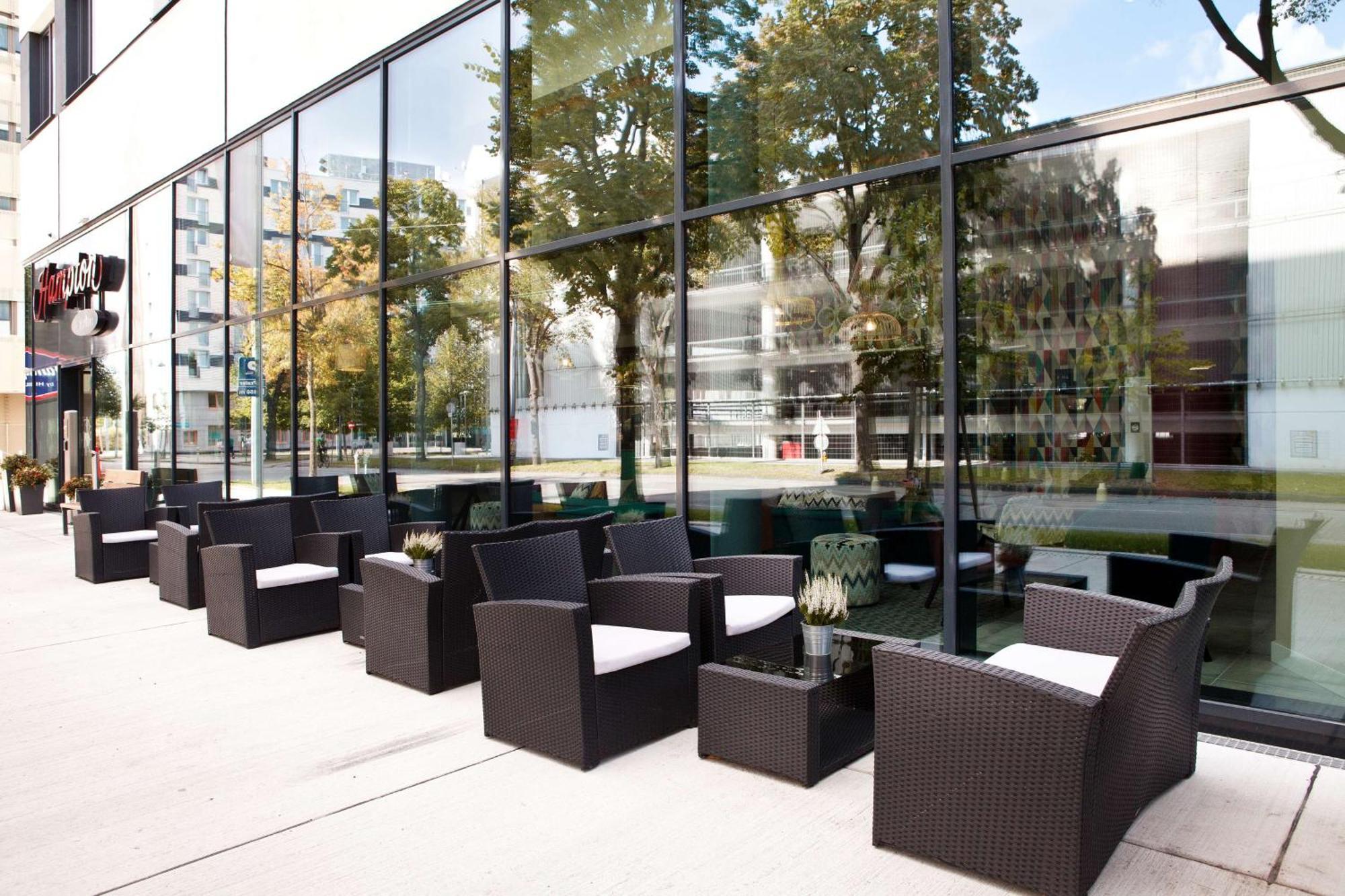 ホテル Hampton By Hilton Vienna Messe エクステリア 写真